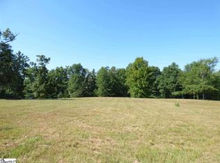 604 E Harbour Crest Dr, Chesnee, SC 29323