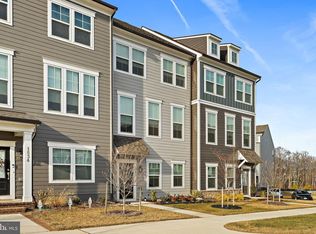 1632 Bay Cedar Dr, Dumfries, VA 22026