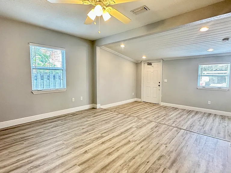 1329 NW 3rd Ave — Photo 9