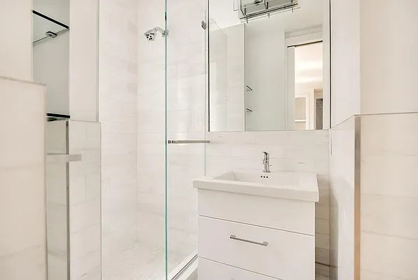 Sold by Time Equities, Inc. | media 21