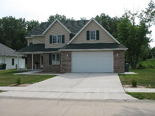 1st image of 515 N Stacey Ct