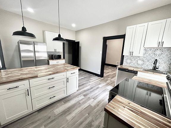 5th image of 3251 Texas Ave #1F
