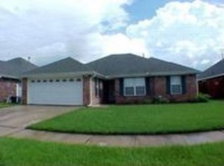 3808 Crossmoor Dr, Marrero, LA 70072
