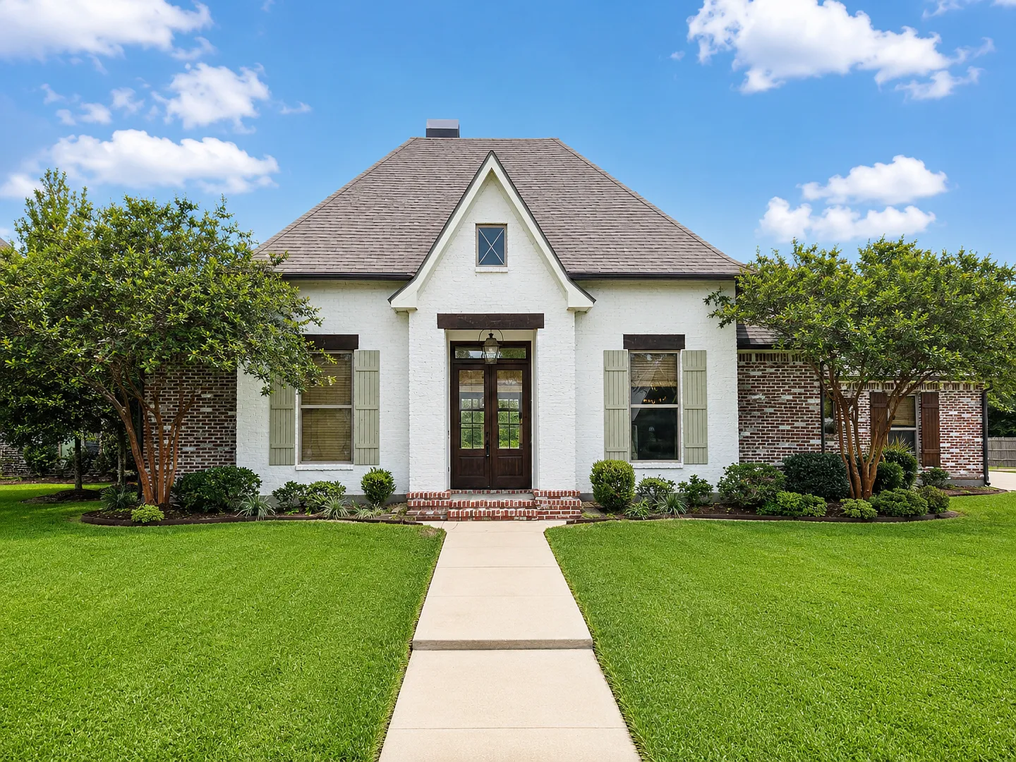 Gorgeous Custom Built Home Available In Youngsville! — Photo 1