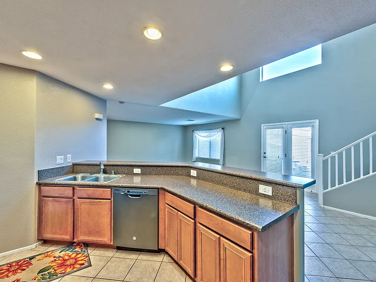 3716 Autumn King Ave — Photo 6