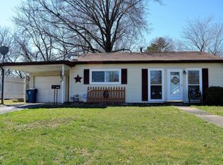305 Spruce Dr, Mount Vernon, IL 62864
