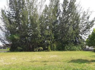 2515 Aviation Pkwy, Cape Coral, FL 33904