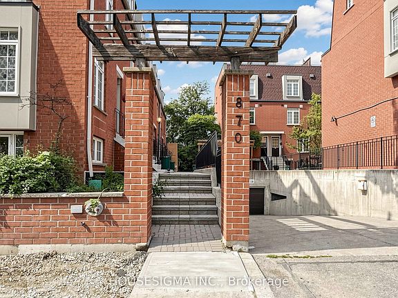 3rd image of 870 Jane St #106