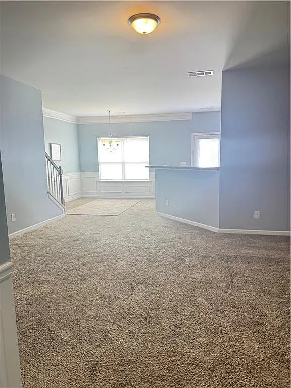 3 bed, 2.5 bath, 1636 sqft, $1,900 — Photo 4
