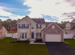 105 Alexander Dr, Barnegat, NJ 08005