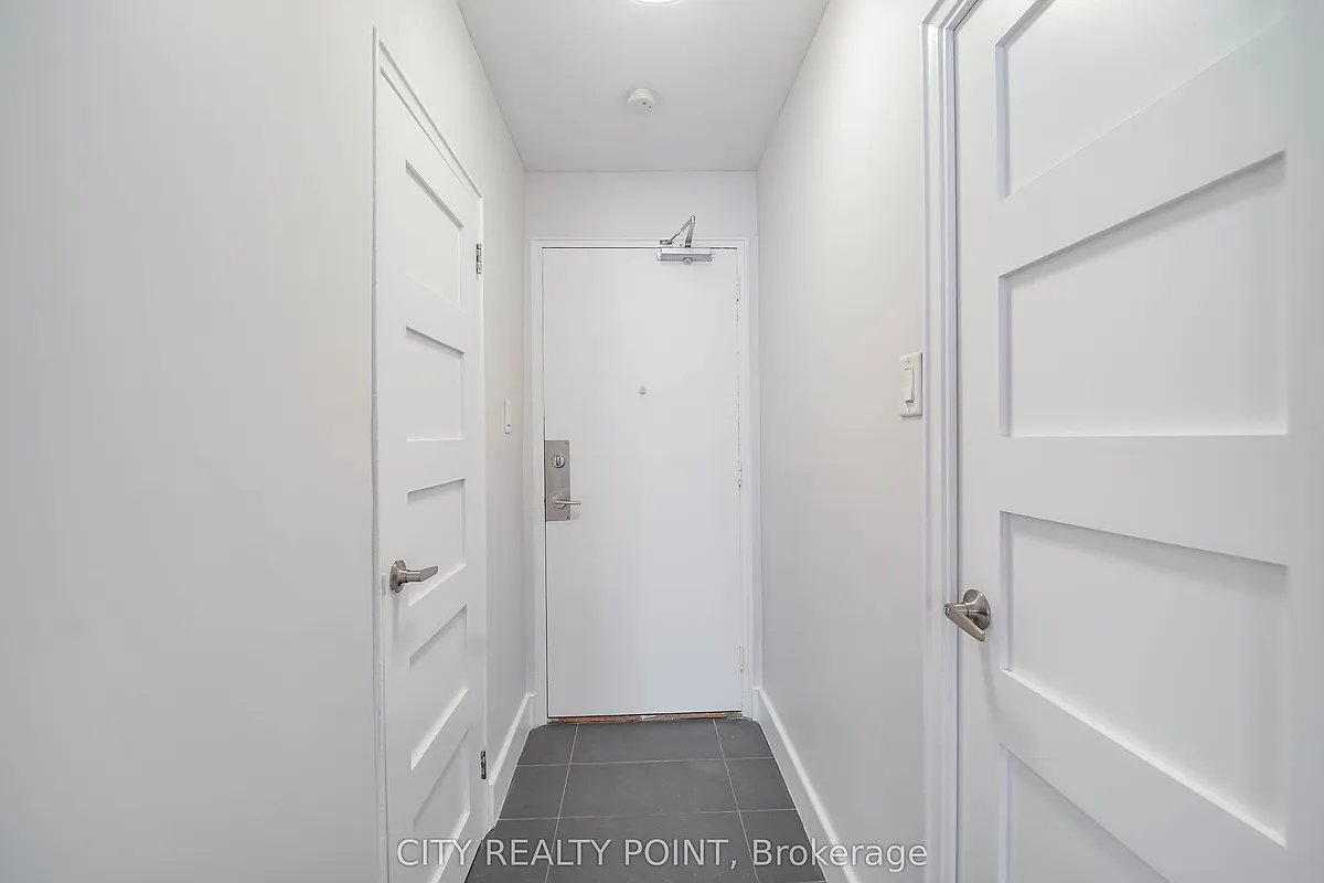 Building Photo - 55 Isabella St #1004