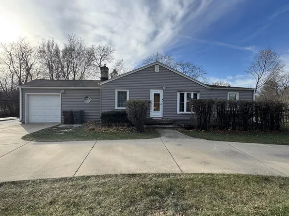 1711 South East LANE, New Berlin, WI 53146