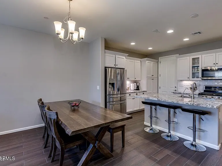 2477 W Market Pl #32 — Photo 11