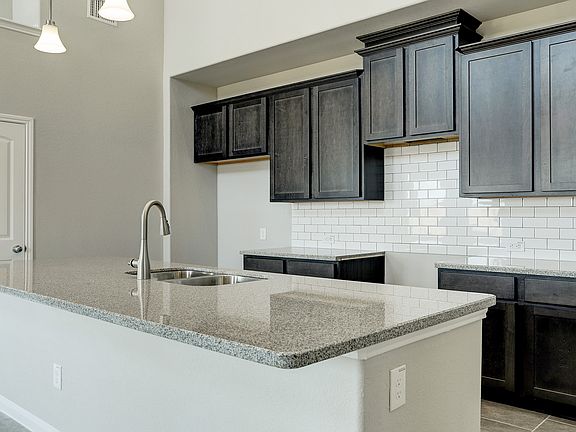 Subway tile kitchen backsplash