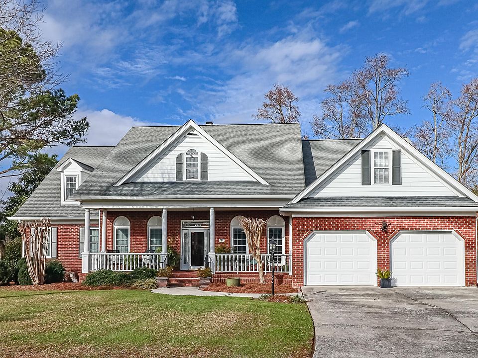 1st image of 102 Lakeshore Court