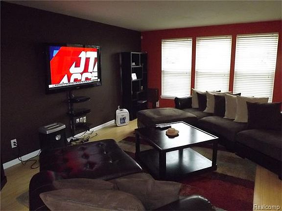 2nd image of 1623 Pebble Beach Dr