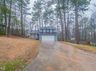 2041 Walden Park Pl, Snellville, GA 30078