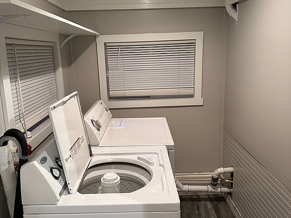 3rd image of 1602 W 6th Ave #1/2
