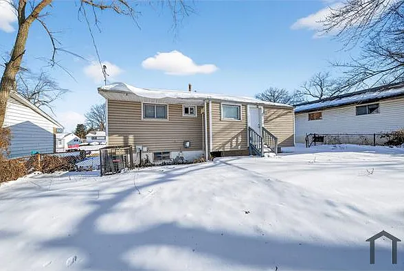 146 Grampian Rd — Photo 25