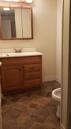 2nd image of 670 Winchester Ave #2