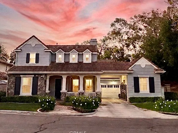 4 Lewiston Ct, Mission Viejo, CA 92694