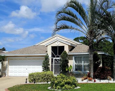 1768 Sawgrass Circle, Greenacres, FL, 33413