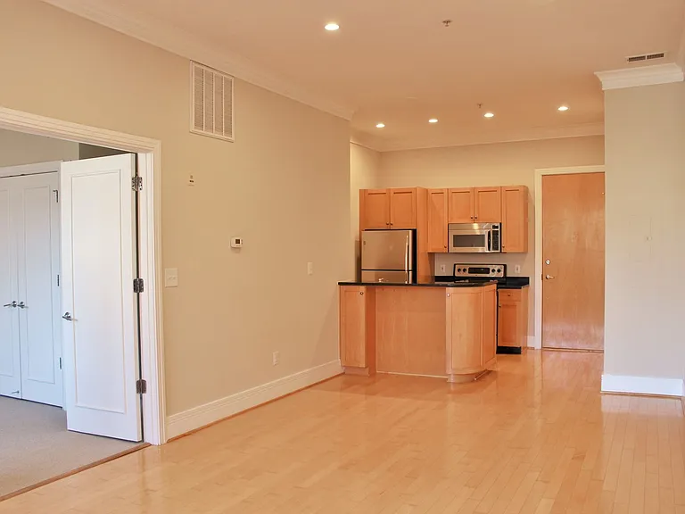 1515 O St NW — Photo 2