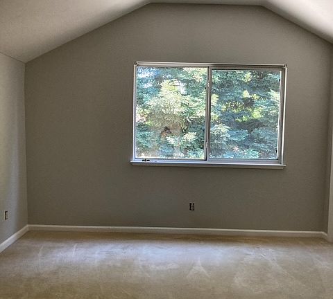 5th image of 353 Seaton Dr