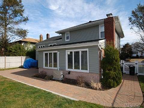 2nd image of 1722 White St