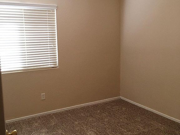 4th image of 1108 E Poncho Ln