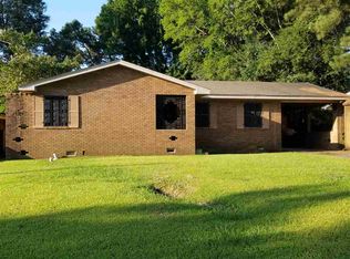 941 Berwood Dr, Jackson, MS 39206