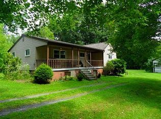 1112 Valley Rd, New Castle, PA 16105