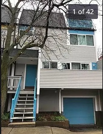 1 Irving Ter — Photo 2