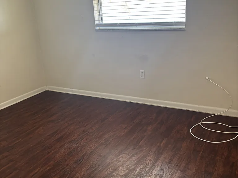 924 San Christopher Dr #B — Photo 3