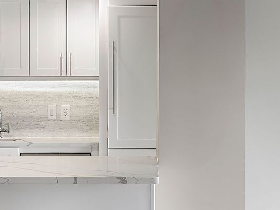 4th image of 400 Central Park W APT 6A