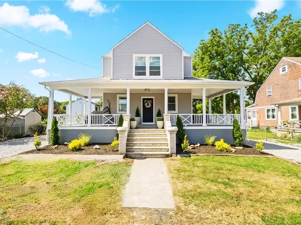 59 Wentworth Ave, Warwick, RI 02889