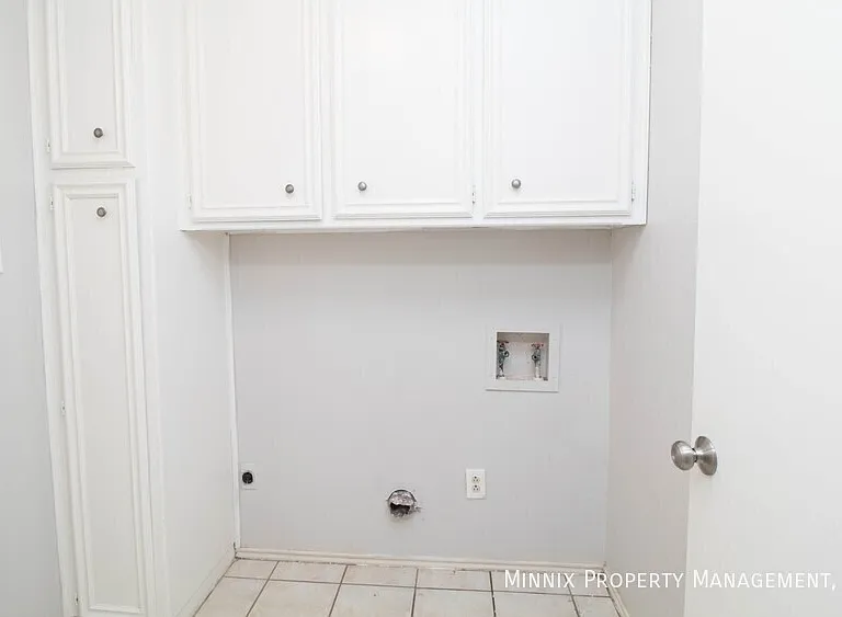6111 10th Dr — Photo 12