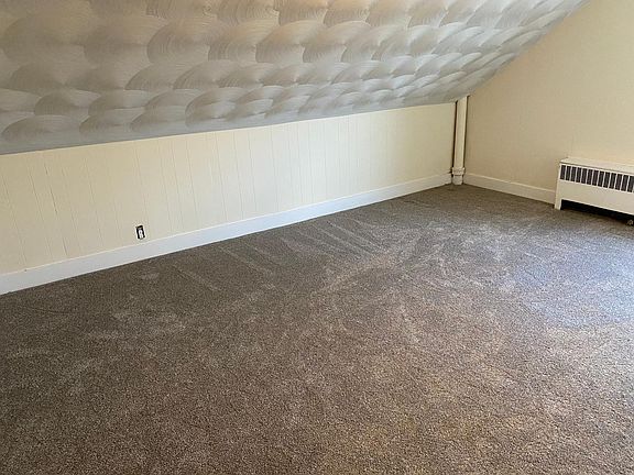 4th image of 875 Jefferson Blvd #1