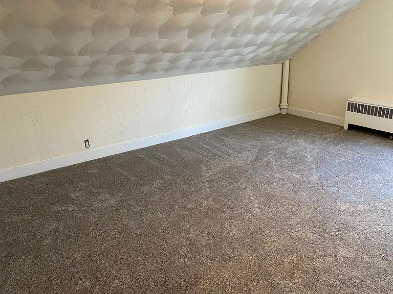 875 Jefferson Blvd #1 — Photo 4