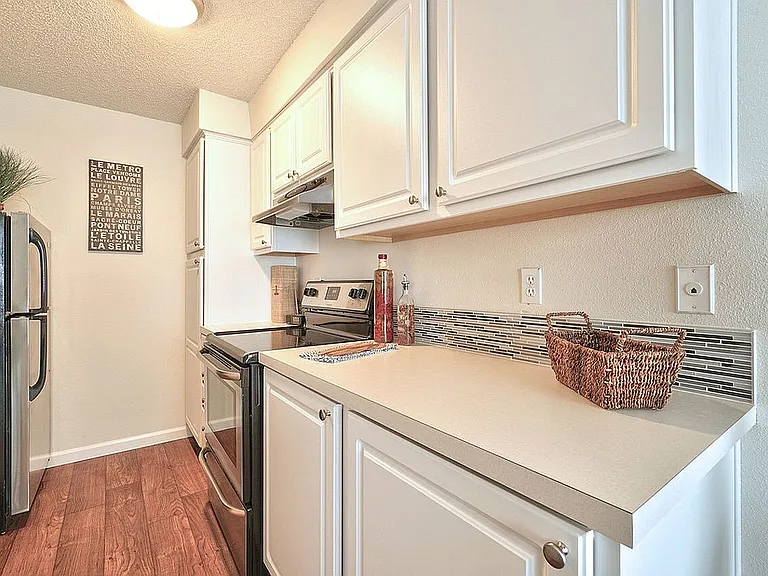 2897 NE Rene Ave — Photo 35
