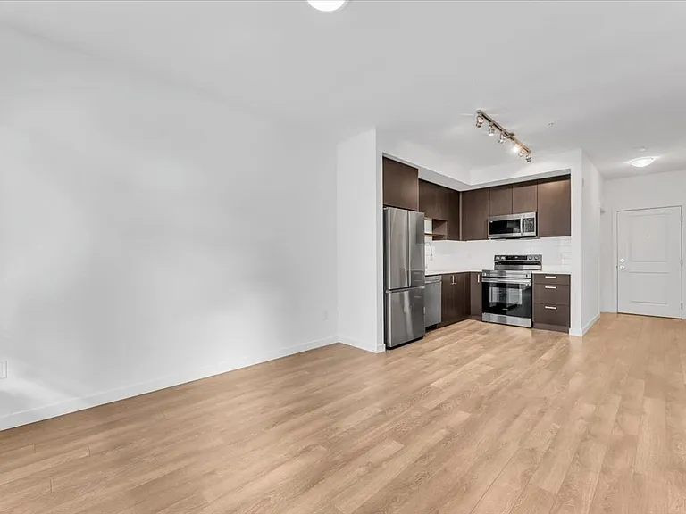 15858 Fraser Hwy #0 — Photo 5