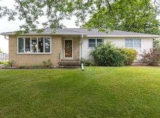 N3801 State Road 76, Hortonville, WI 54944