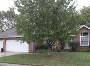 840 S Long Dr, Springfield, MO 65802