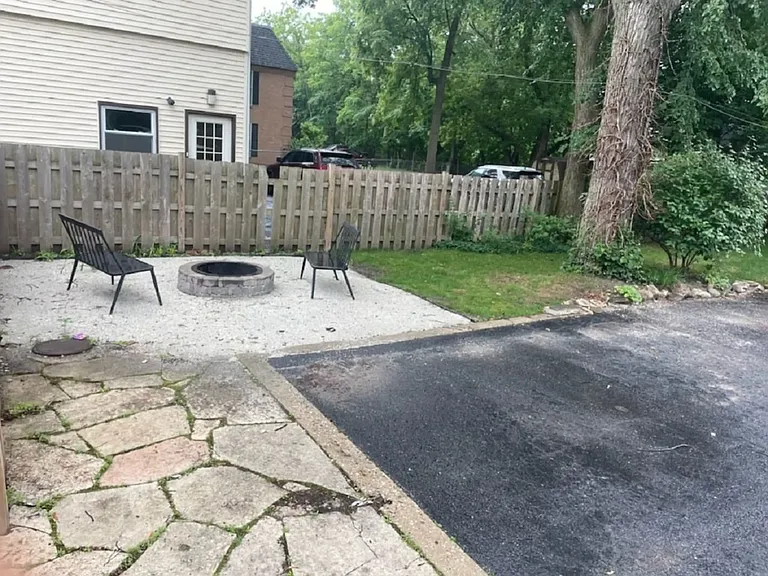 225 W Park Ave #1 — Photo 27