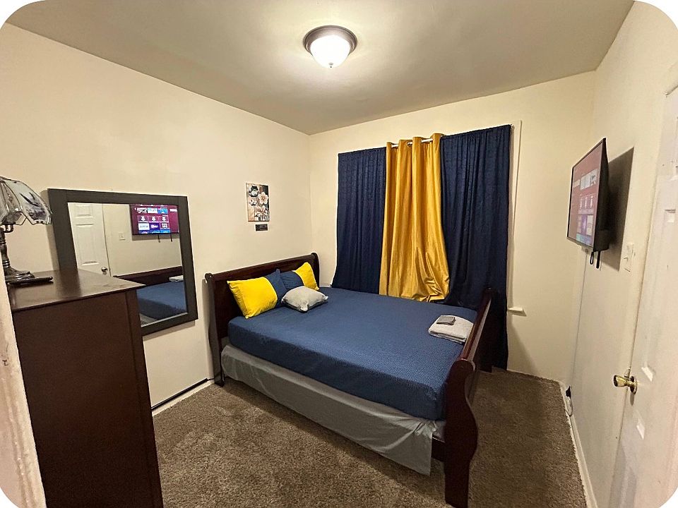 1st image of 43 Chelsea Ave #0
