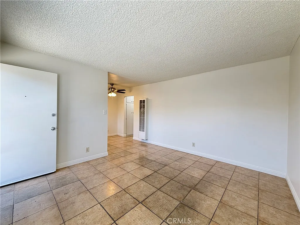 1 bed, 500 sqft, $1,575 — Photo 4