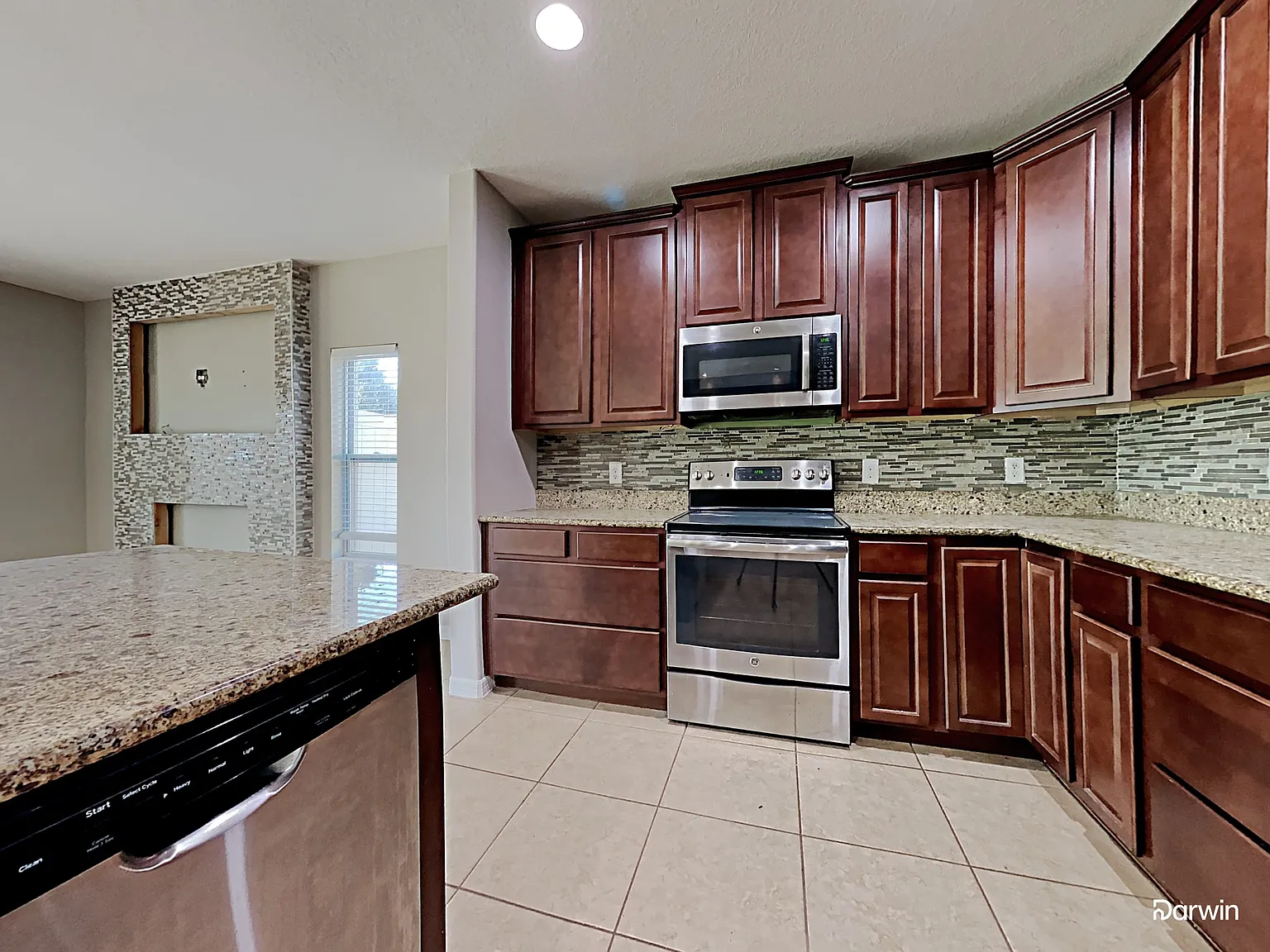 4 bed, 2.0 bath, 1860 sqft, $2,270 — Photo 2