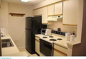3rd image of 7547 Bay Hill Dr