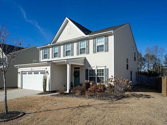 2nd image of 132 Thames Valley Dr