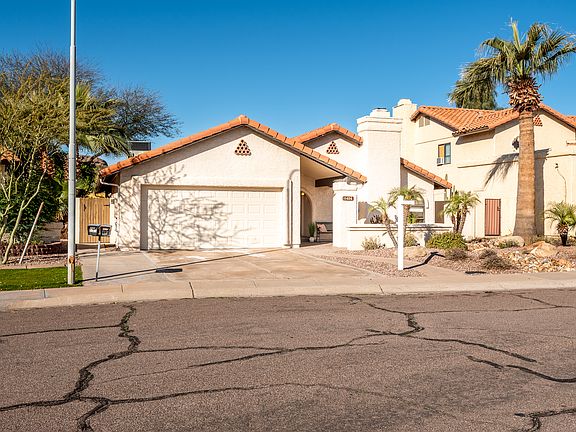 2nd image of 1424 N El Camino Dr